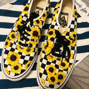 Vans size 9 women’s sunflower